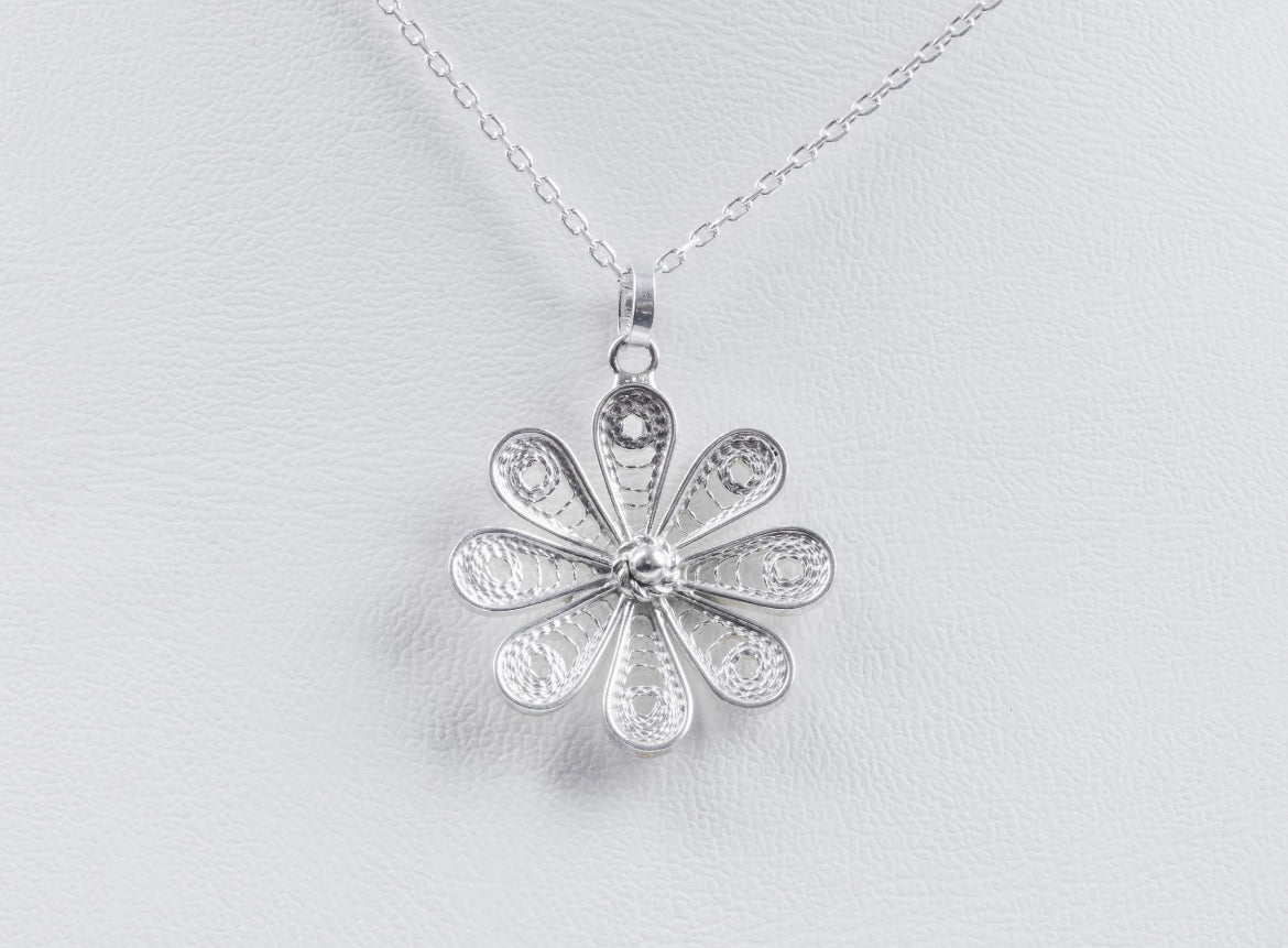 Handmade Sterling Silver Chamomile Necklace